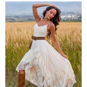 Christelle Dress in Cloud